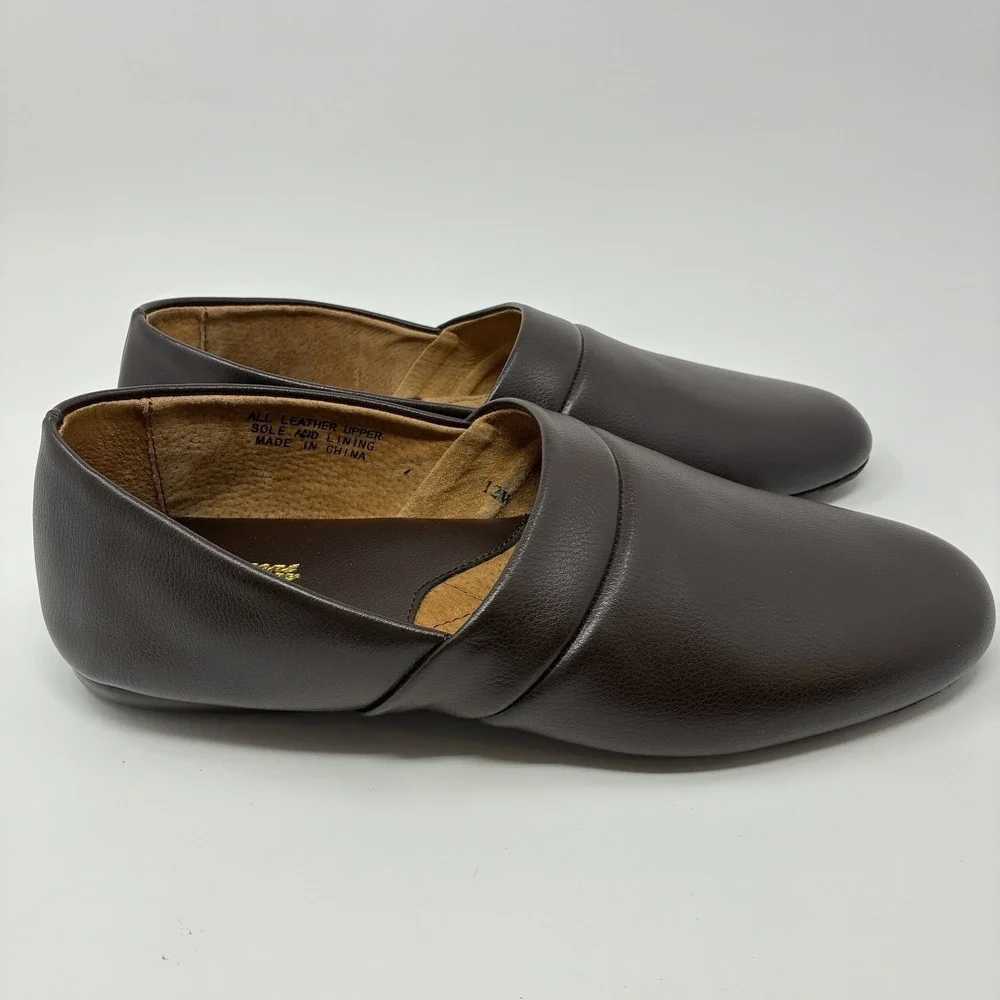 The Vermont Country Store Slippers Mens Size 12W Brown Leather Slip On House